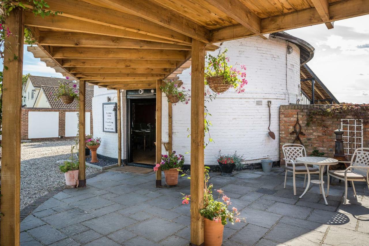 切姆The Windmill Chatham Green住宿加早餐旅馆 外观 照片